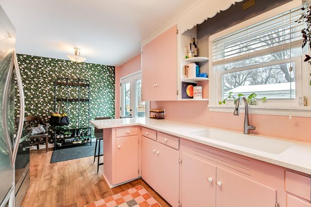 973 Galvin Avenue, West Saint Paul, MN 55118