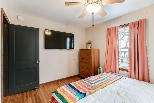 973 Galvin Avenue, West Saint Paul, MN 55118