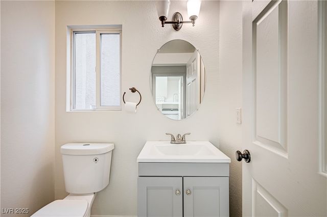 10921 Calcedonian Street, Las Vegas, NV 89141