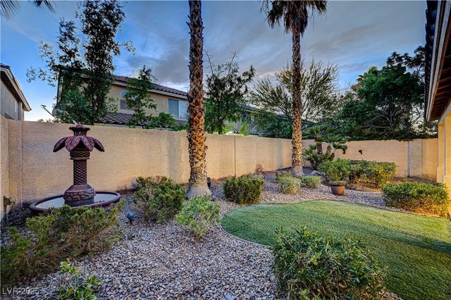 10921 Calcedonian Street, Las Vegas, NV 89141