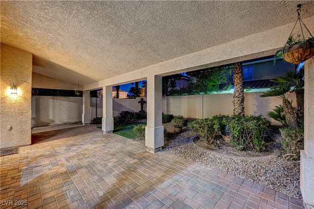 10921 Calcedonian Street, Las Vegas, NV 89141