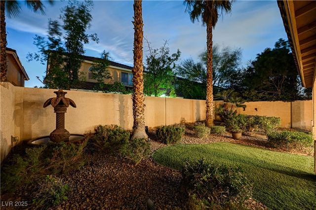 10921 Calcedonian Street, Las Vegas, NV 89141