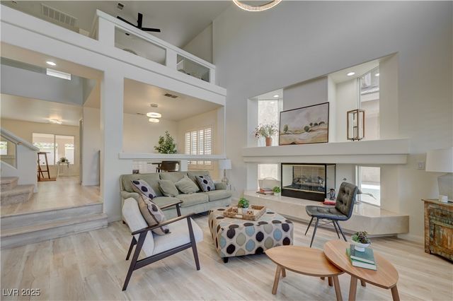 10921 Calcedonian Street, Las Vegas, NV 89141