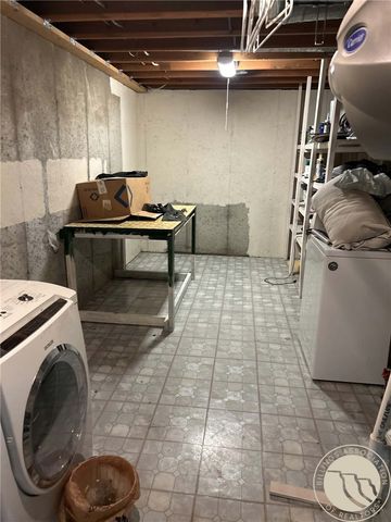 825 Edgehill Vista Road, Billings, MT 59101