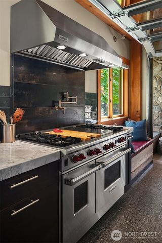12125 434th Avenue SE, North Bend, WA 98045