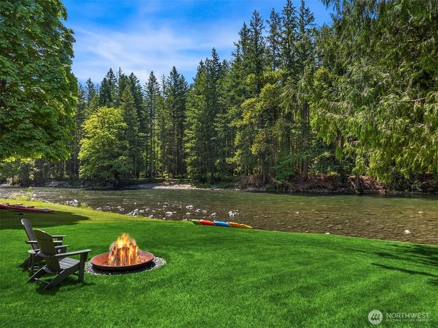 12125 434th Avenue SE, North Bend, WA 98045