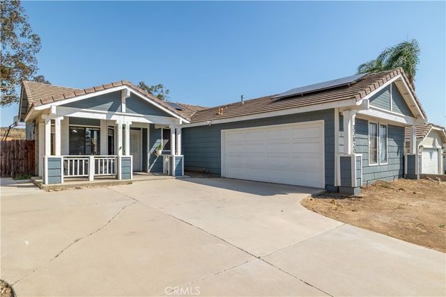 33820 Canyon Ranch Road, Wildomar, CA 92595