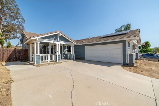 33820 Canyon Ranch Road, Wildomar, CA 92595
