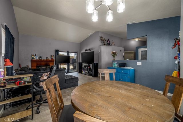 33820 Canyon Ranch Road, Wildomar, CA 92595