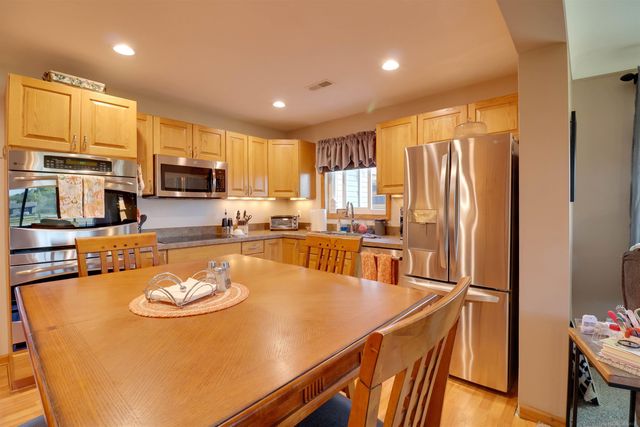 25520 Hagen Road, Chesterfield, MI 48051