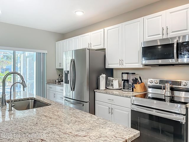 363 Eckert Street SE, Palm Bay, FL 32909