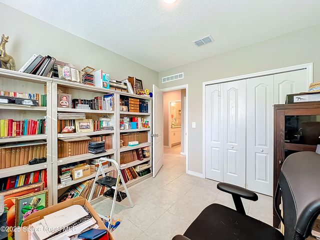 363 Eckert Street SE, Palm Bay, FL 32909