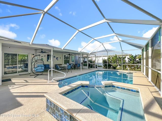 363 Eckert Street SE, Palm Bay, FL 32909