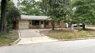 805 Avenue L, Conroe, TX 77301