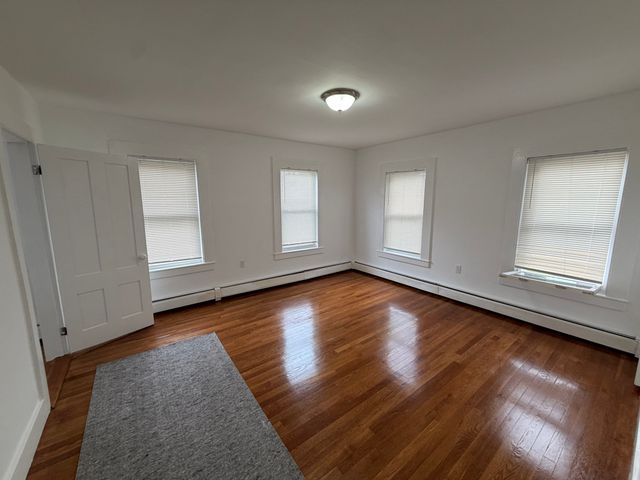 135 Central St 2, Ashland, MA 01721