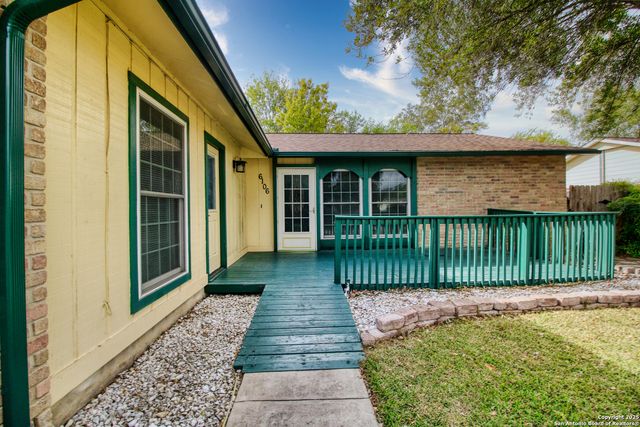 6106 Little Brandywine, San Antonio, TX 78233