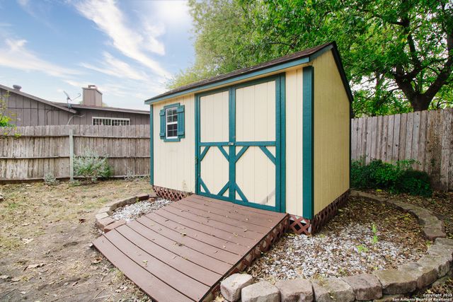 6106 Little Brandywine, San Antonio, TX 78233