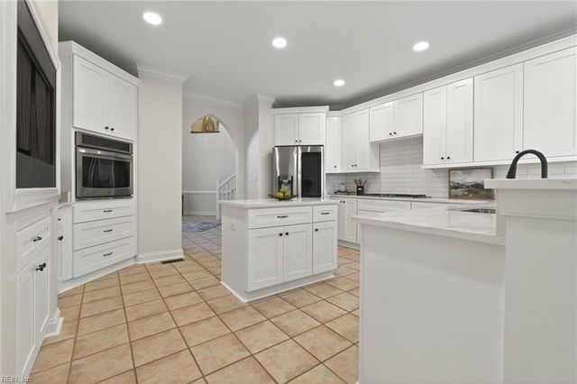 4051 Timber Ridge DR, Virginia Beach, VA 23455