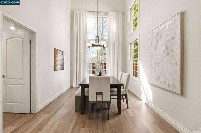 121 Rassani Dr, Danville, CA 94506