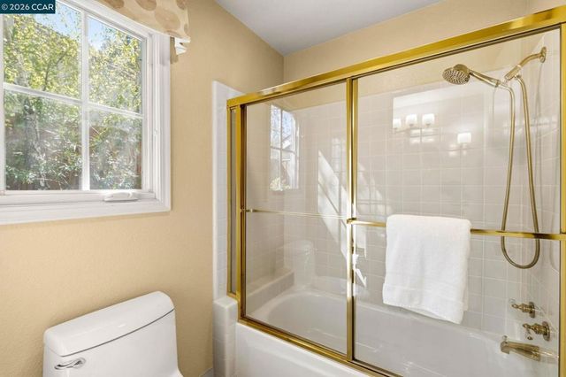 121 Rassani Dr, Danville, CA 94506