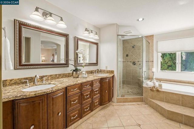 121 Rassani Dr, Danville, CA 94506