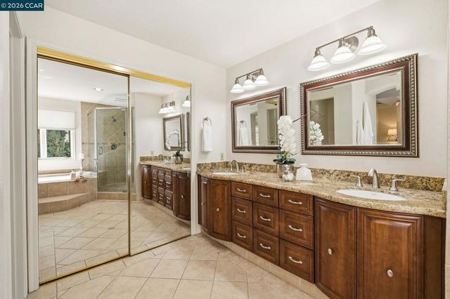 121 Rassani Dr, Danville, CA 94506