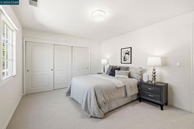 121 Rassani Dr, Danville, CA 94506