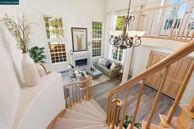 121 Rassani Dr, Danville, CA 94506