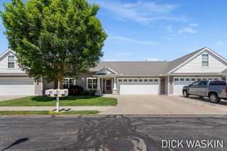 1276 Prestwick Drive, Holland City, MI 49423