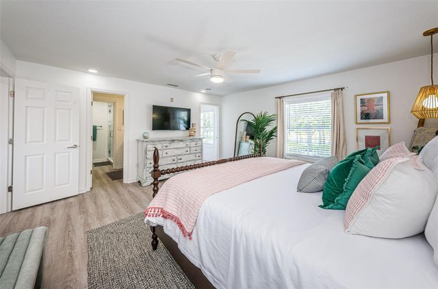 4834 BEACH DRIVE SE F, St Petersburg, FL 33705