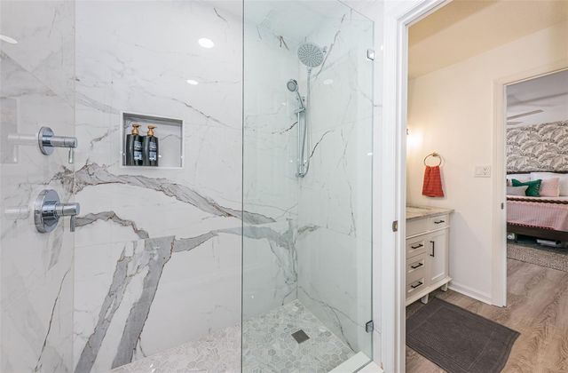 4834 BEACH DRIVE SE F, St Petersburg, FL 33705