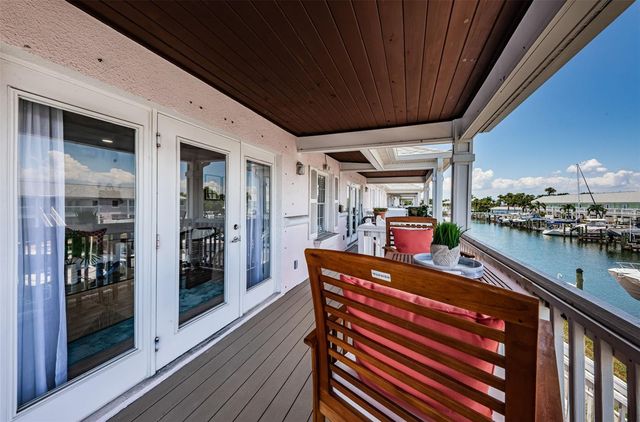 4834 BEACH DRIVE SE F, St Petersburg, FL 33705