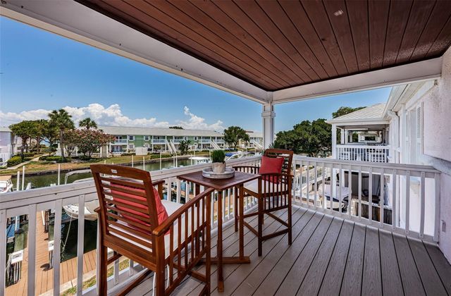 4834 BEACH DRIVE SE F, St Petersburg, FL 33705