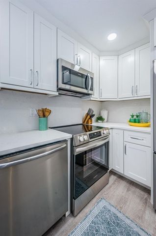 4834 BEACH DRIVE SE F, St Petersburg, FL 33705