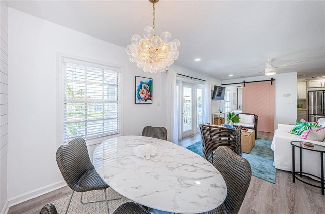 4834 BEACH DRIVE SE F, St Petersburg, FL 33705