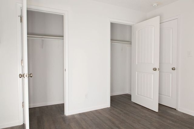 405 Beech St Apt 21, Clarksville, TN 37042