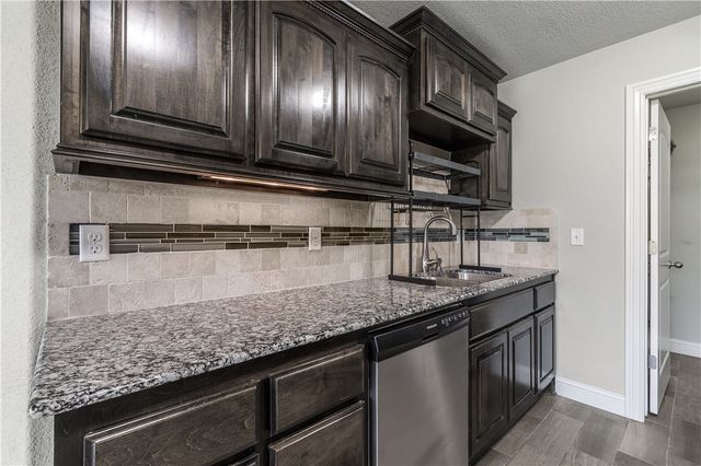 457 Harper Drive, Pea Ridge, AR 72751