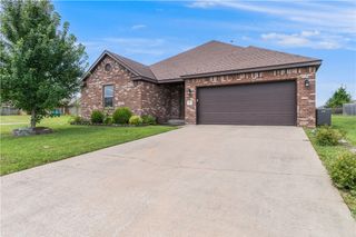 457 Harper Drive, Pea Ridge, AR 72751