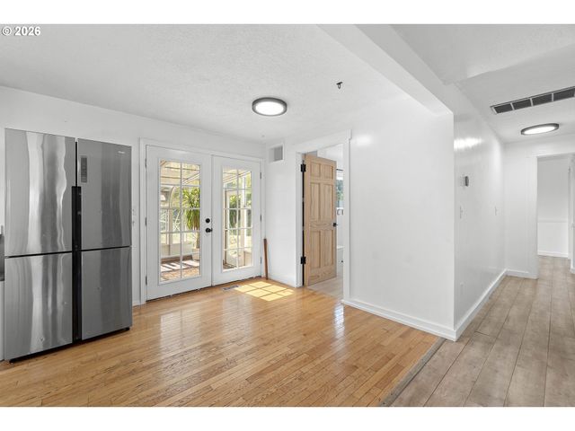 197 VALLEYVIEW Dr, Oregon City, OR 97045