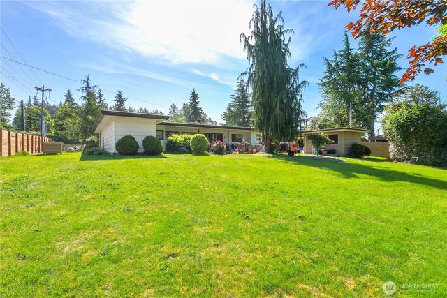 429 12th Street, Blaine, WA 98230