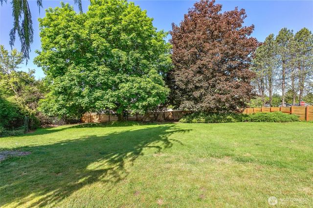 429 12th Street, Blaine, WA 98230