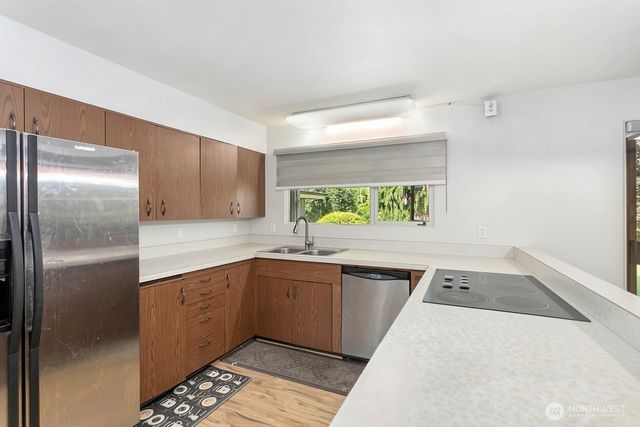 429 12th Street, Blaine, WA 98230