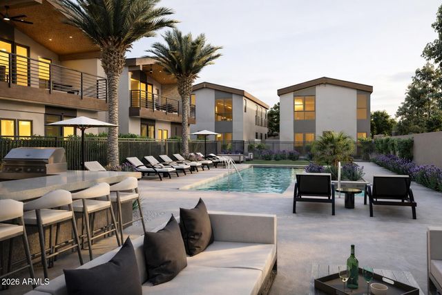 7320 E Palm Lane 1004, Scottsdale, AZ 85257
