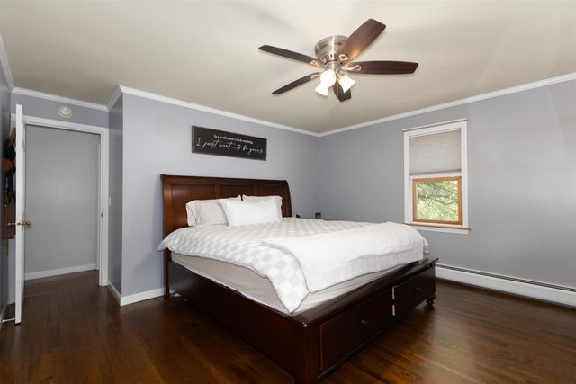 52 Ledgewood Road, Claremont, NH 03743