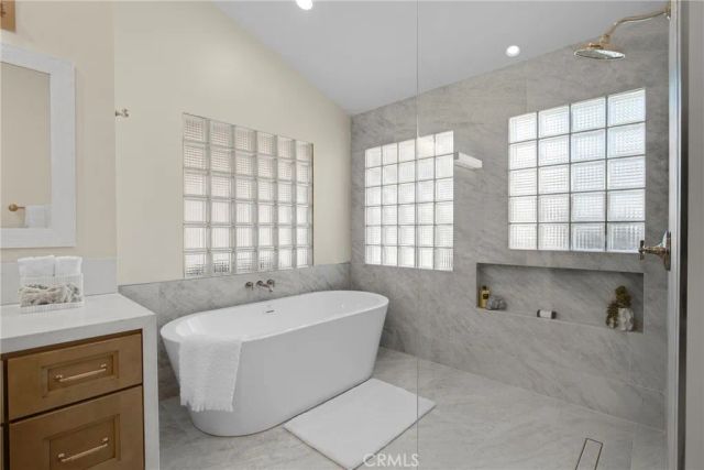 4321 Country Club, Long Beach, CA 90807