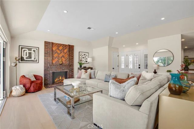 4321 Country Club, Long Beach, CA 90807