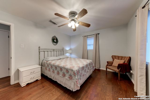 453 W MITCHELL ST, San Antonio, TX 78204