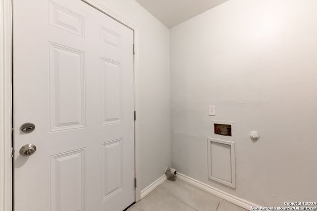 453 W MITCHELL ST, San Antonio, TX 78204