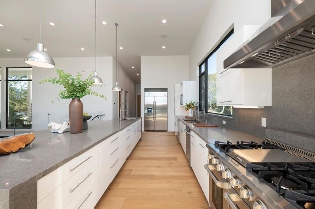 45 Calaveras Court, Hillsborough, CA 94010