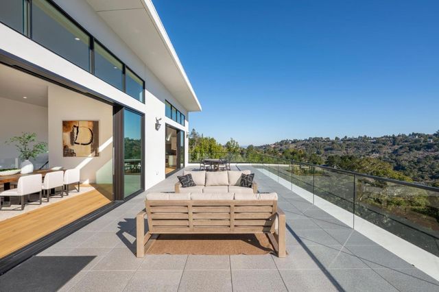 45 Calaveras Court, Hillsborough, CA 94010